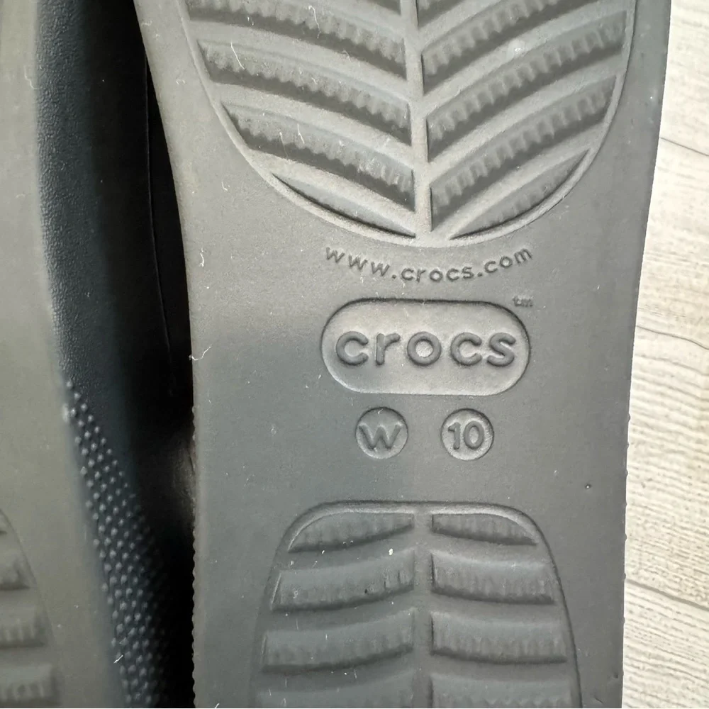 Crocs Classic Platform Slide Sandal